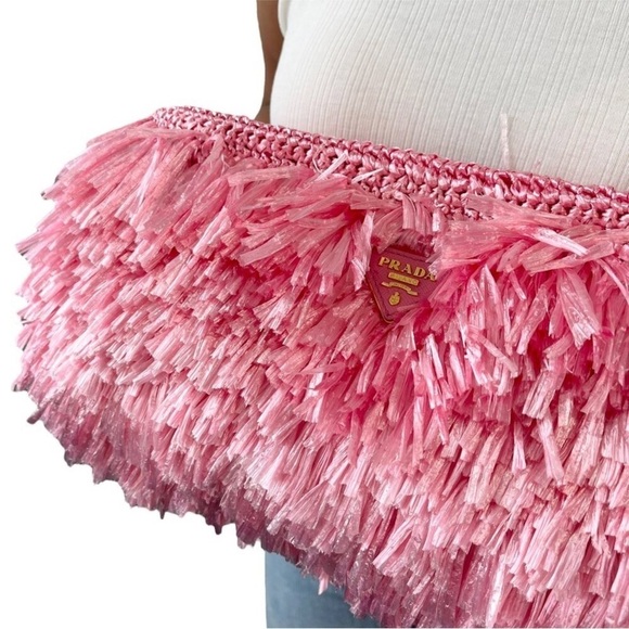 PRADA Vintage Logo Clutch Bag Pink Gold Raffia
Polyethylene Zip Rank AB - Picture 4 of 12